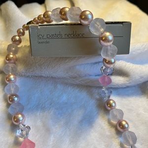Avon vintage 1987 icy pastels necklace